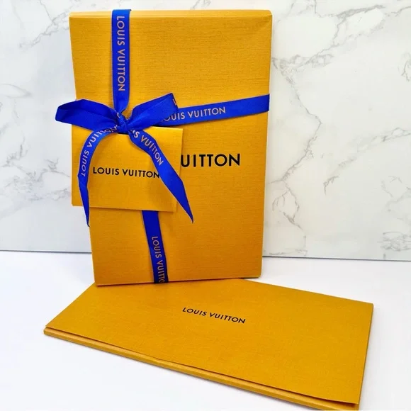 Louis Vuitton Pink Jane Notebook MM - Picture 6 of 6